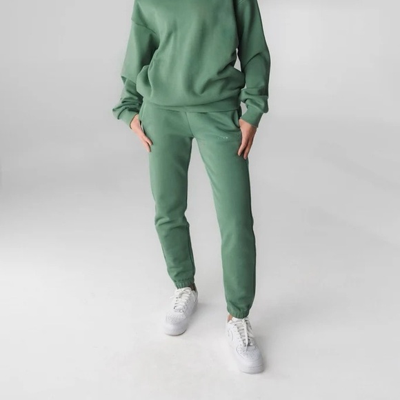 Vitality Cozy jogger- Unisex - Picture 3 of 5